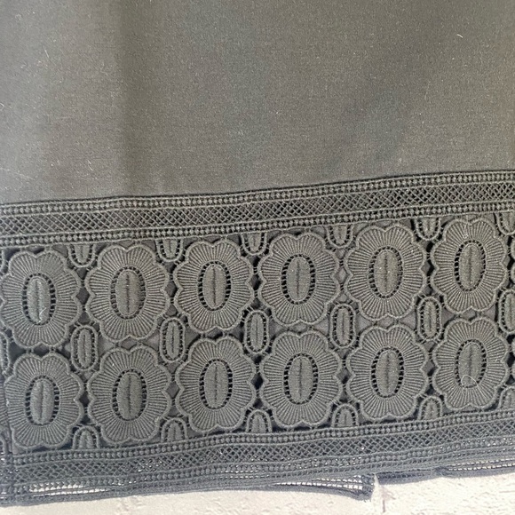 Talbots Skirt Black Floral size 12p - Picture 2 of 6